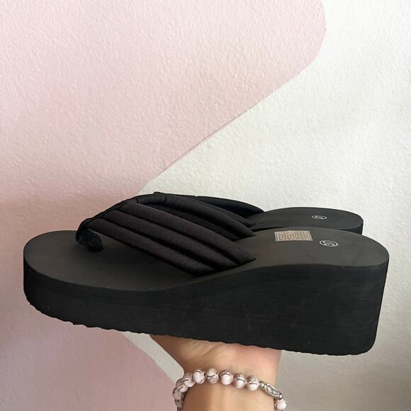 Black Platform‎ Flip Flop Sandals Y2K Retro Chunky Grunge Sz 6 - Picture 1 of 3